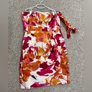 Calvin Klein Women’s Size 8 Floral Dress